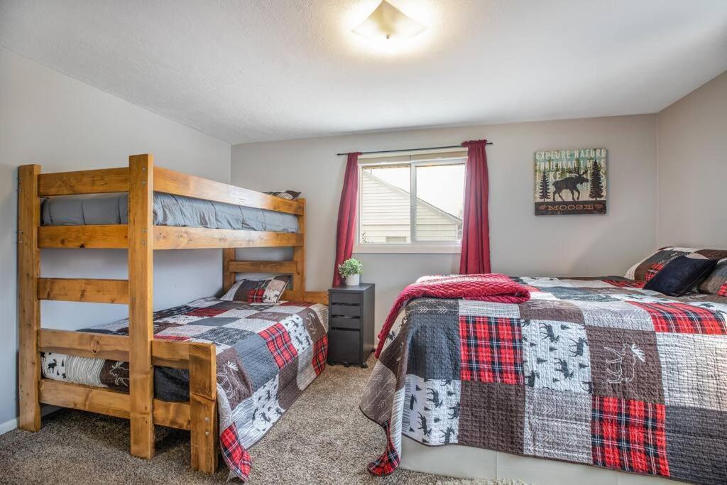 Pet Friendly Millcreek Home Close To Downtown/Mtns Salt Lake City Eksteriør bilde