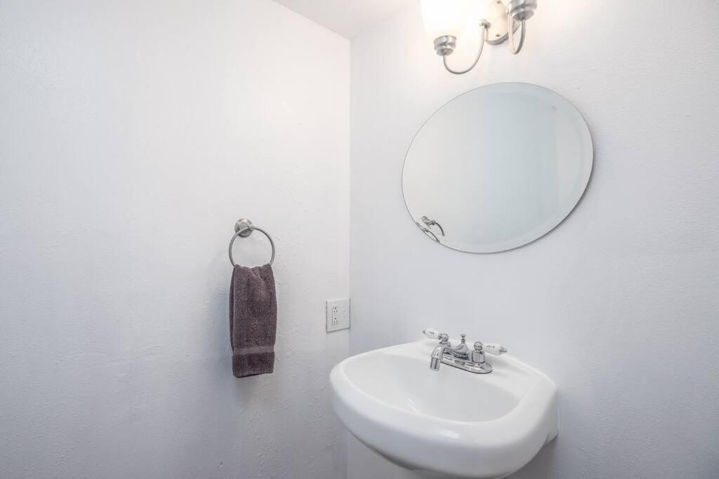 Pet Friendly Millcreek Home Close To Downtown/Mtns Salt Lake City Eksteriør bilde