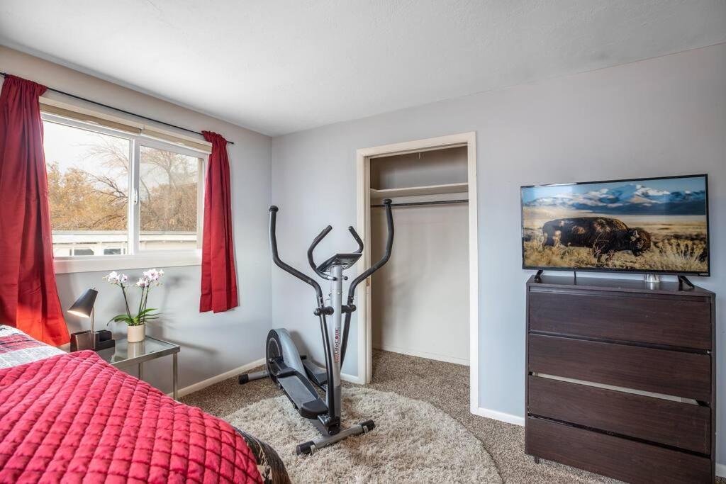 Pet Friendly Millcreek Home Close To Downtown/Mtns Salt Lake City Eksteriør bilde