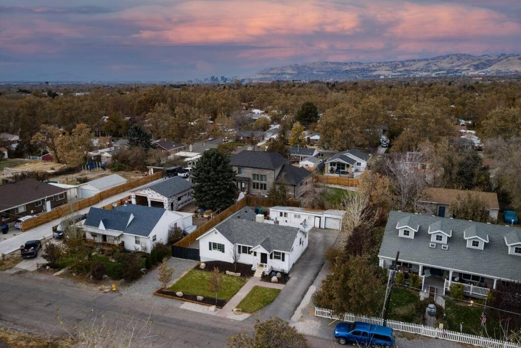 Pet Friendly Millcreek Home Close To Downtown/Mtns Salt Lake City Eksteriør bilde