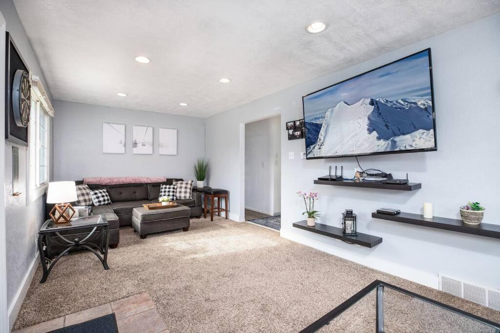Pet Friendly Millcreek Home Close To Downtown/Mtns Salt Lake City Eksteriør bilde